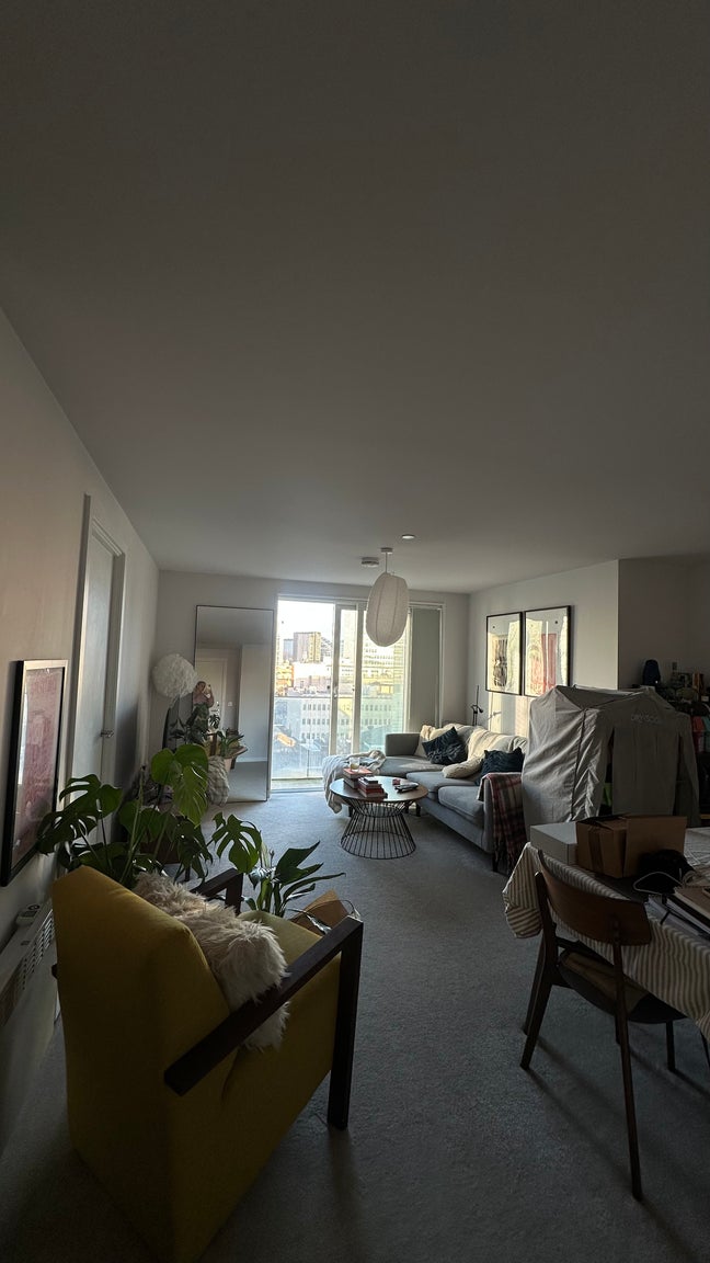 Stunning room with amazing views Main Photo