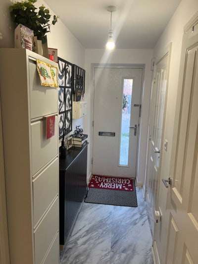 Furnished Single Bedroom to rent  Main Photo