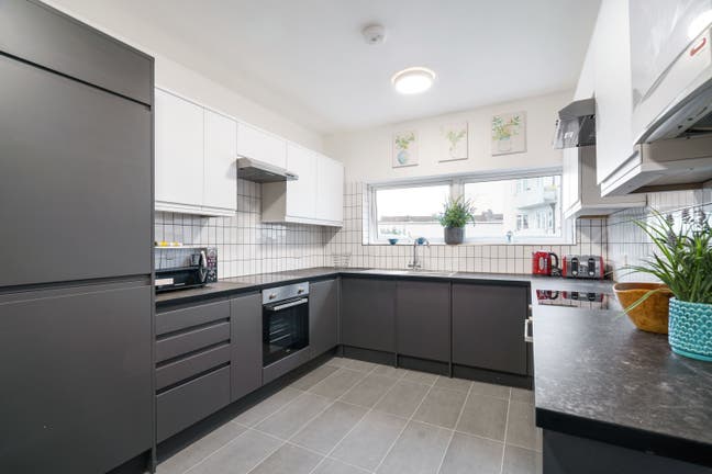 🤩🚨Double Room | Wifi, All Bills and Cleaner🧹 Main Photo