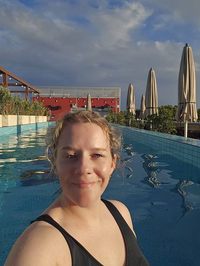 Looking for lovely friendly flatshare  Main Photo