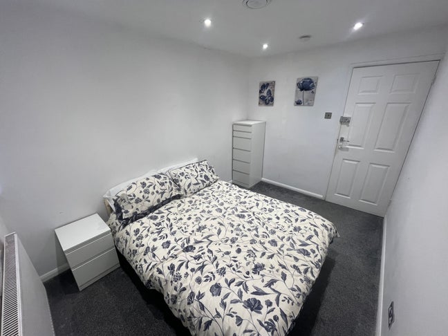 Newly furnished room in Bursledon  Main Photo