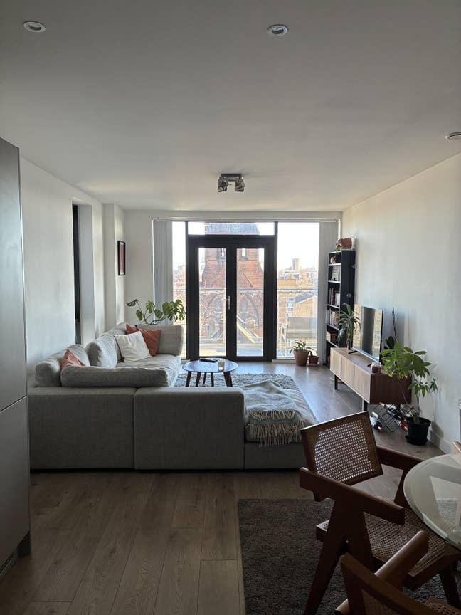 Lovely room in Dalston - LONG TERM Main Photo