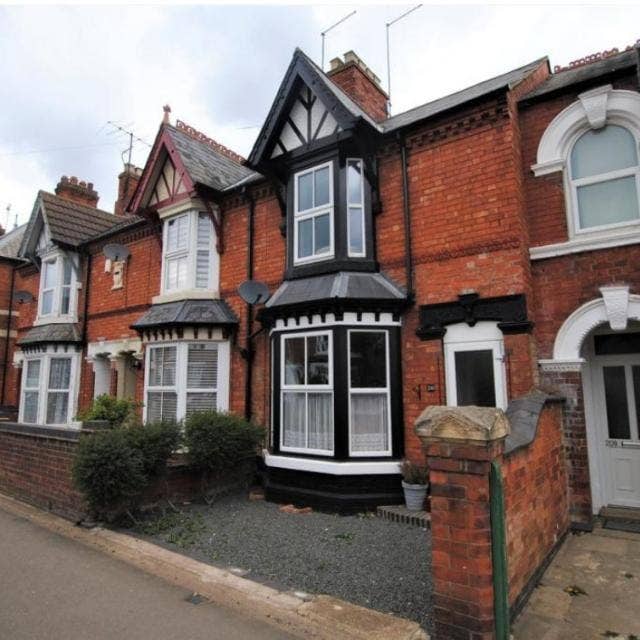 Two Spacious Double Rooms to Rent- Available Now Main Photo