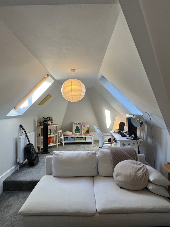 Double Room Available in Bright Zone 2 Flat  Main Photo