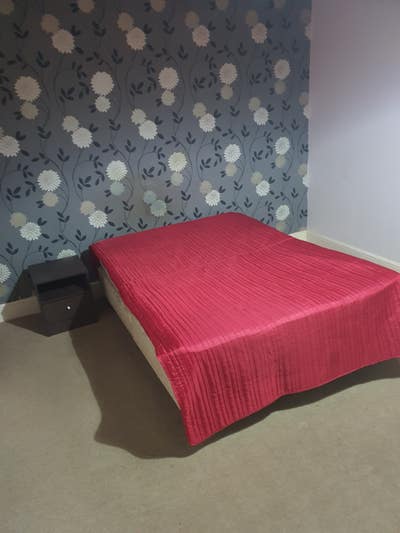 Room  for rent.Private toilet and bathroom include Main Photo