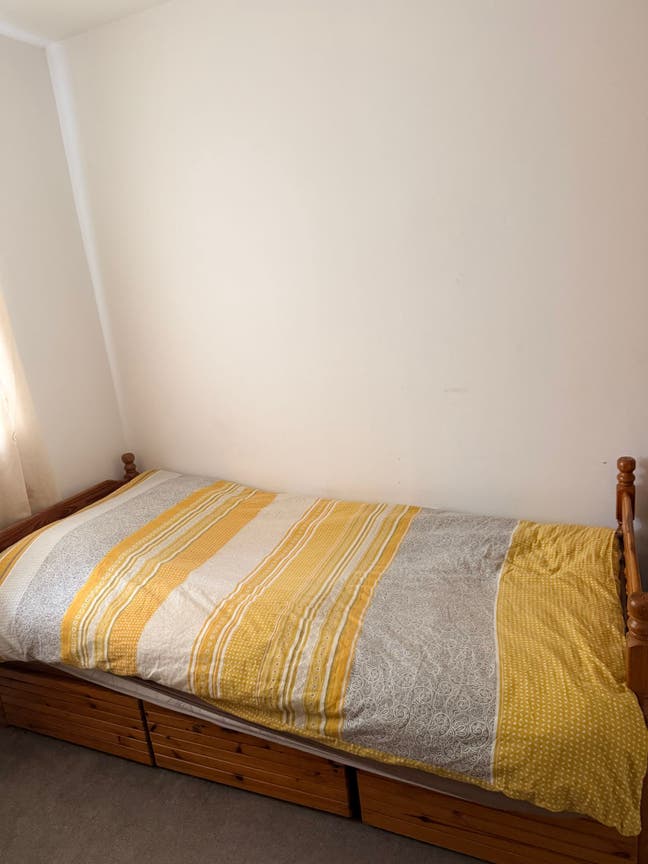 A Fully Furnished Big Single Room Main Photo