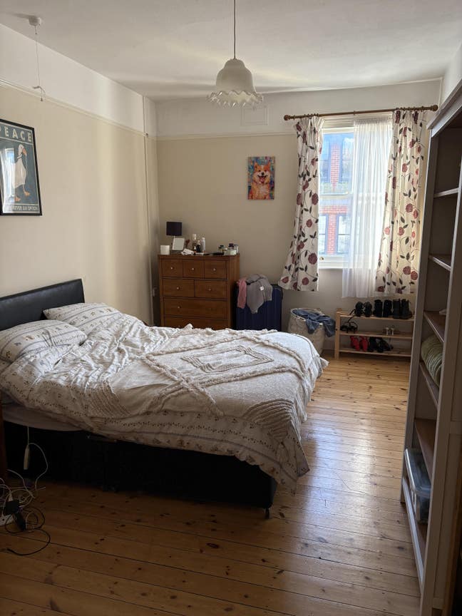 1 bedroom 1 bathroom flat for short term rent Main Photo