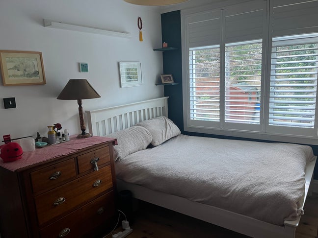  Double furnished room for rent  Main Photo