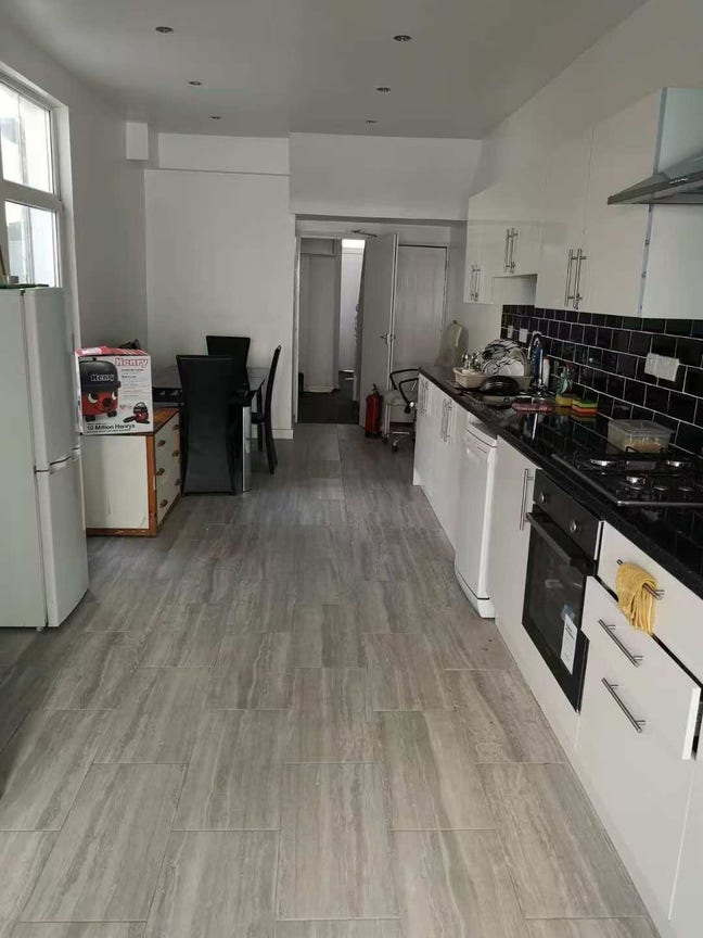 Talworth Street Main Photo