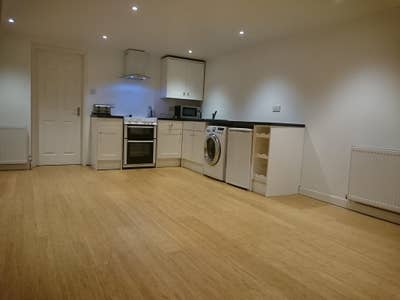 1-bed self contained annex. Bills inc. Main Photo
