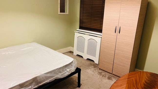 Double/single room rent for East Ham  Main Photo