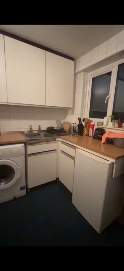 Room for rent very close to Centre Milton Keynes Main Photo