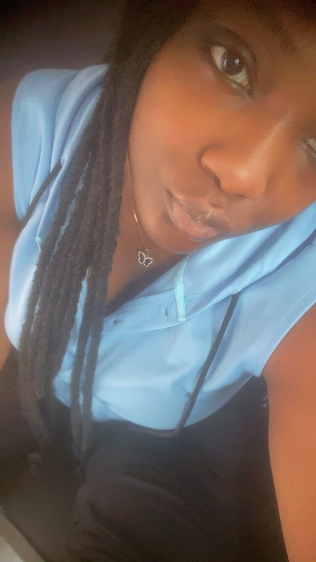 Looking for a room with private bathroom  Main Photo