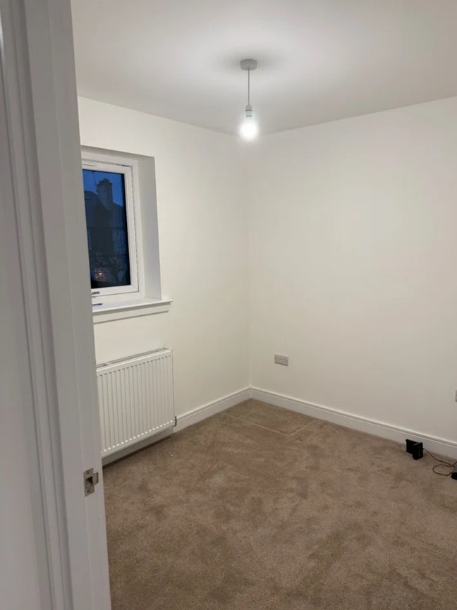Double room in a semi detached house  Main Photo