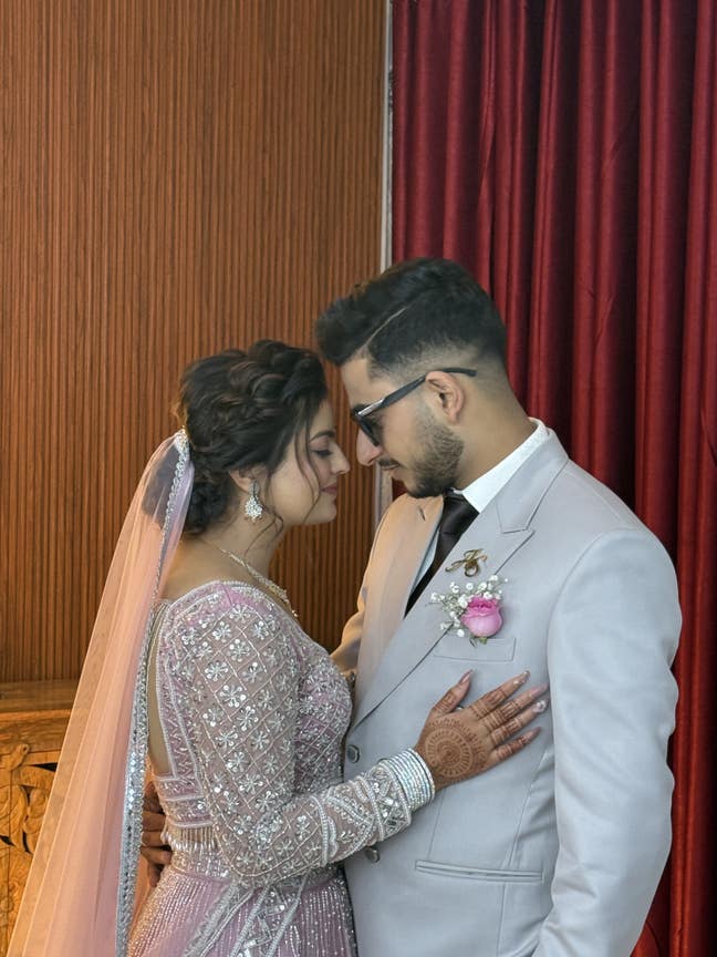 Room for couple, okay with shared living Main Photo