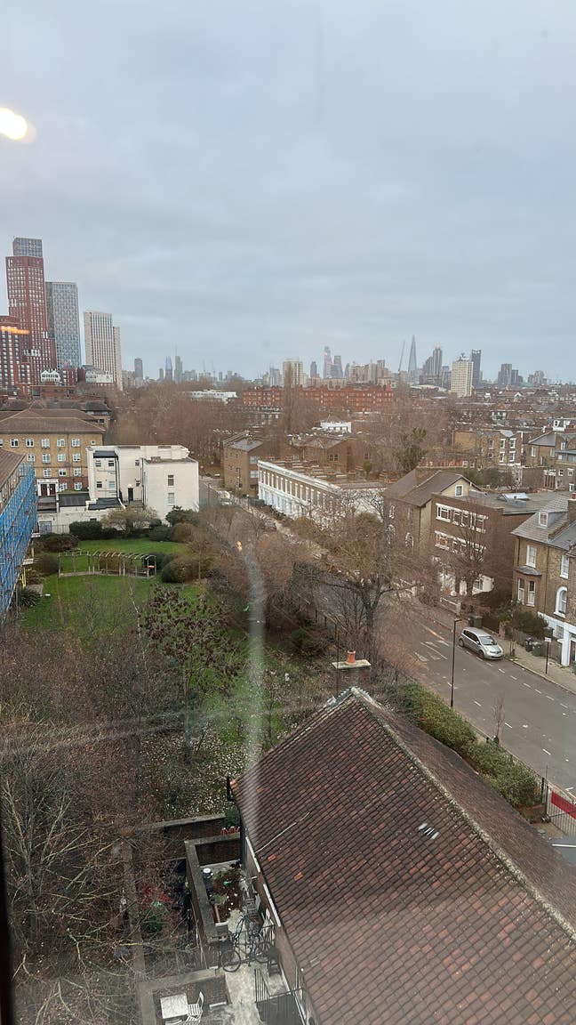 Room to let in great location  Main Photo