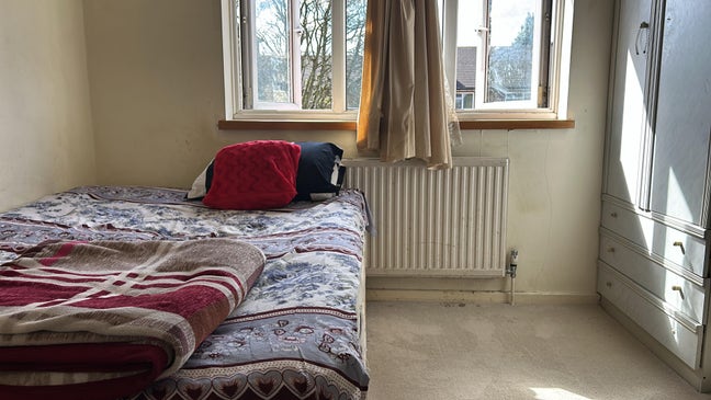 A single room to rent in Hayes, UB3 Main Photo