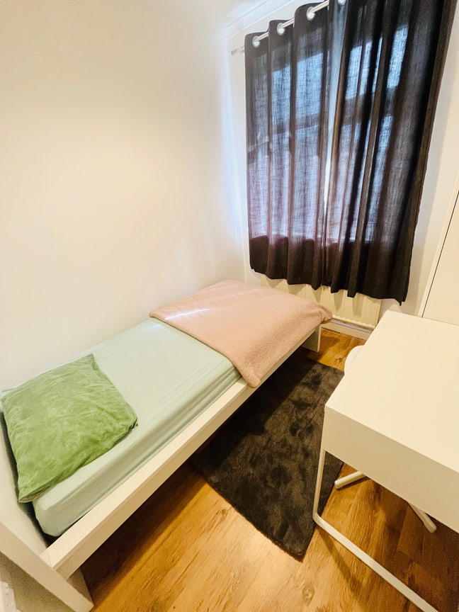 Single room available in Filton Avenue Main Photo