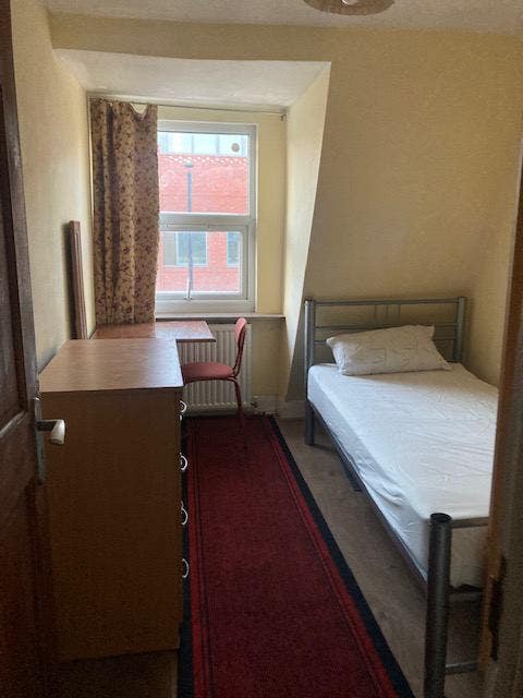 Stunning single room   Main Photo