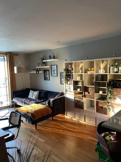 Double Room in the NQ with Ensuite Bills Included Main Photo