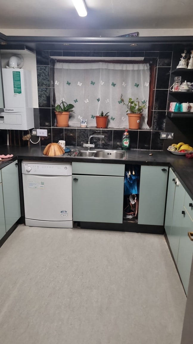 Double room to rent  Main Photo