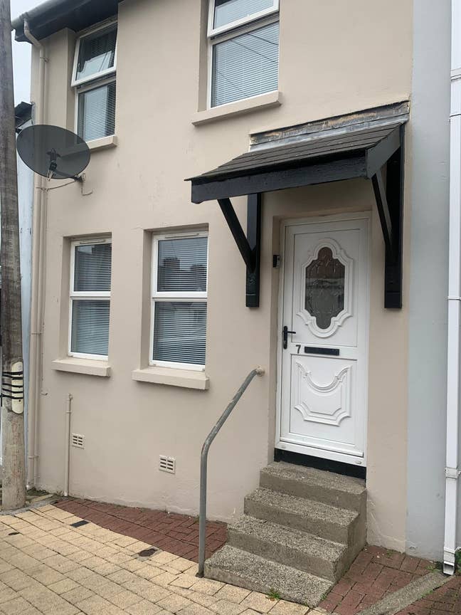 Room available for Doctors Main Photo