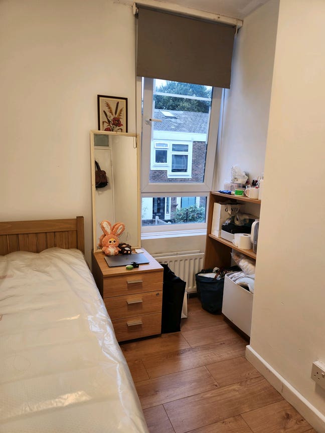 Single room in Stratford Main Photo