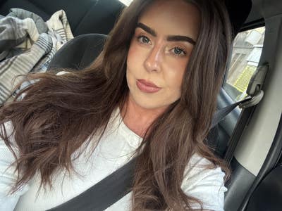 Professional Female seeks a single or double room Main Photo