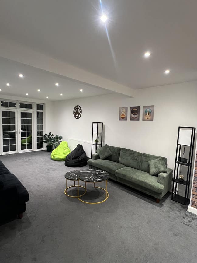 Single room in premium house  Main Photo