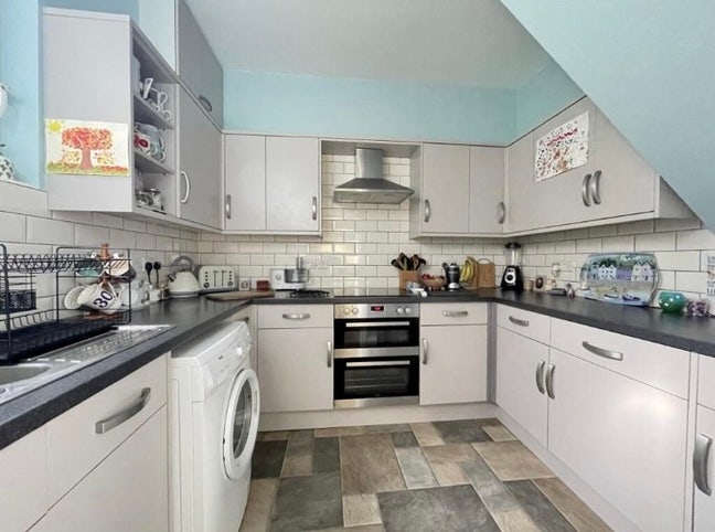 One bedroom flat close to city centre Main Photo