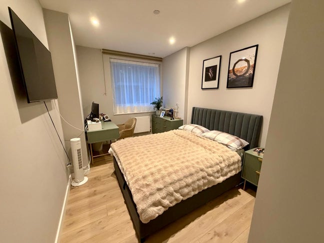 Double room in a 2-bed modern apartment, Stratford Main Photo