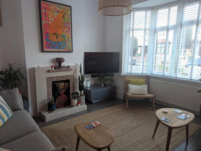 Spacious, Friendly Home for a Working Professional Main Photo