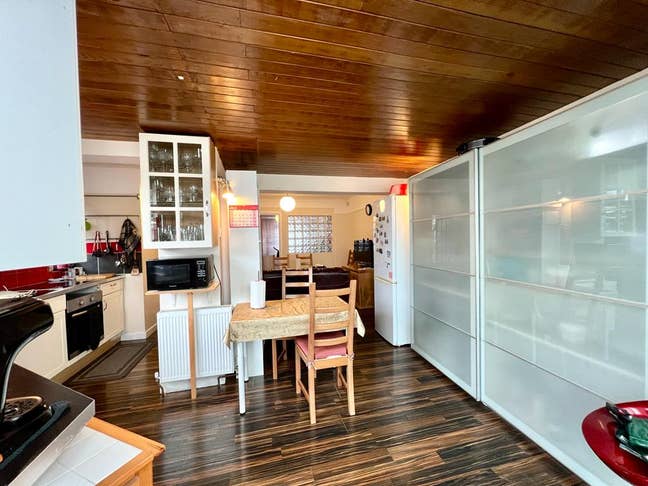 Modern bright double room in UB5- &pound;665 Main Photo