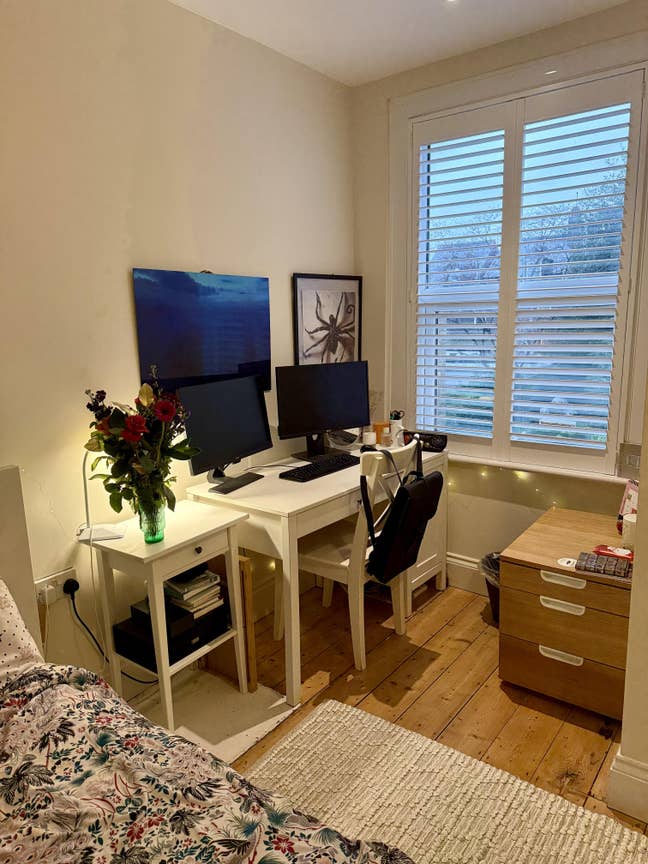 Lovely double room in shared house Main Photo