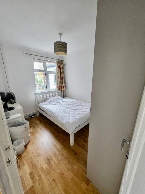 Double room available in nice welcoming house  Main Photo