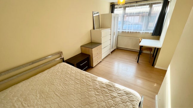 Appleyard Place  Oldbrook MK6  Main Photo