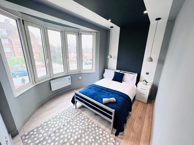 ✨ 🛏️ Ensuite Room to Let in Streatham Main Photo