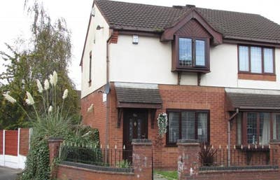 Modern Double in M40 – 10 mins to City, bills inc Main Photo