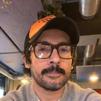 48 year old Male seeks a double room Main Photo