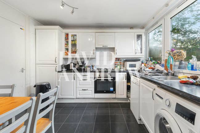 Spacious and light filled double room in archway Main Photo