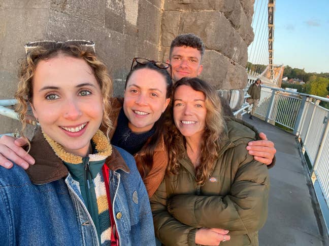 Young Professional Looking for a Double Room Main Photo