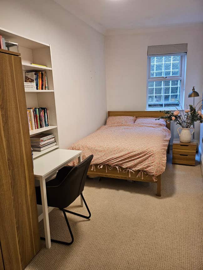 Central Zone 1 Double Room -  London Bridge   Main Photo