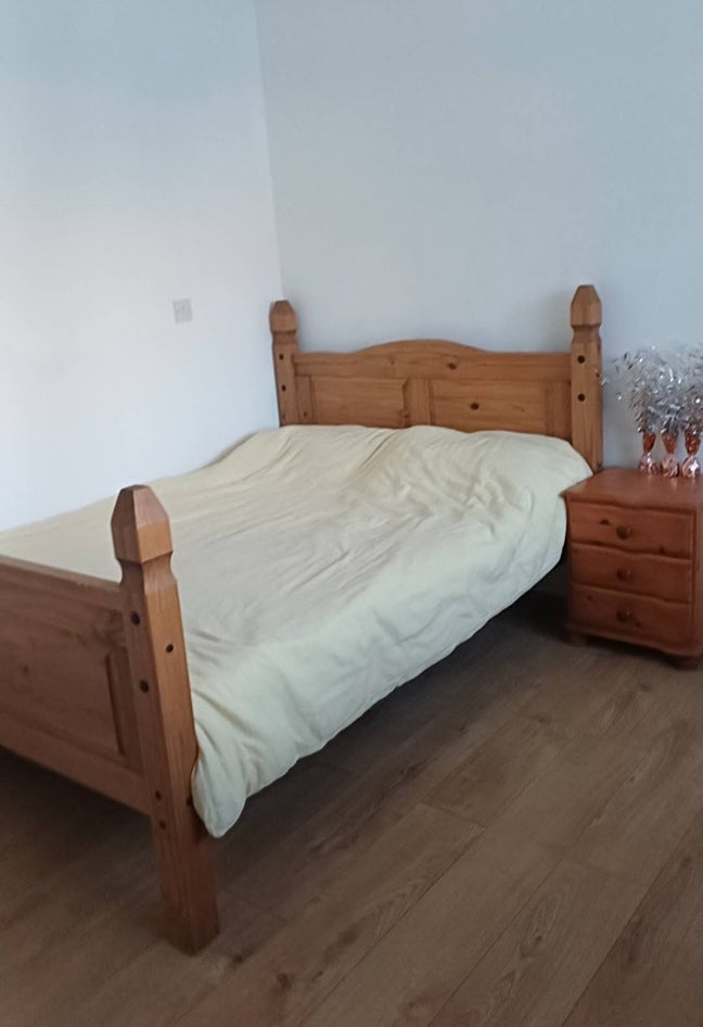 Double room studio to let  Main Photo