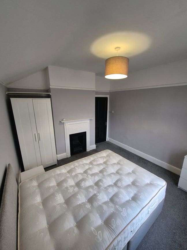 Newly decorated Double room Main Photo