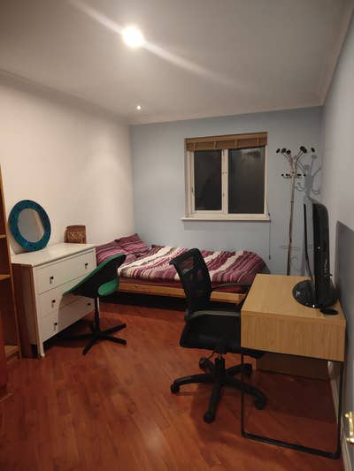 Bright Big double room for let ( bills included) Main Photo