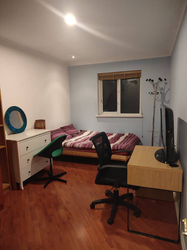 Bright Big double room for let ( bills included) Main Photo