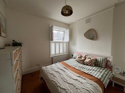 Spacious room in Edwardian maisonette Main Photo