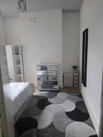 Double room to let Main Photo