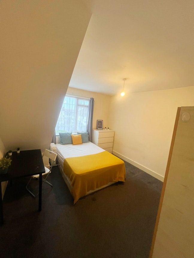 Wembley Park-Cheap Room 2Min to Shop&Transpo Main Photo