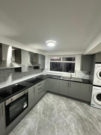 High-standard refurbished house! Main Photo